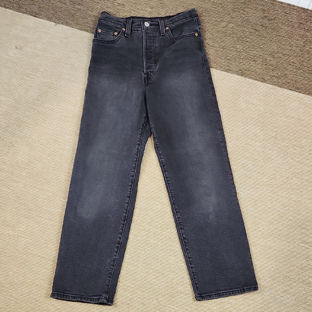 Levi's Ribcage Straight Ankle Faded Black Button Fly Jeans 25